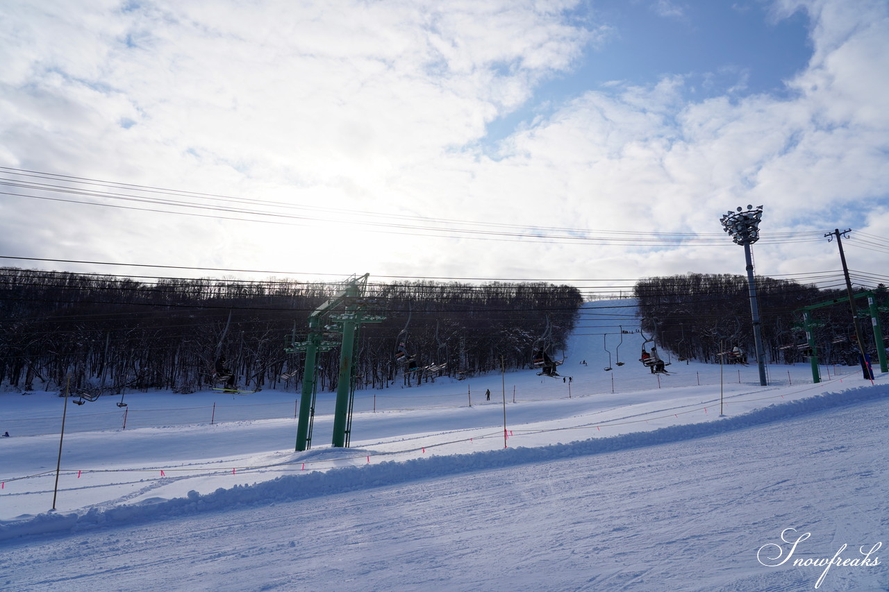 札幌藻岩山スキー場 ゲレンデの積雪は今季最深の125cm！コンディション良好で素晴らしいスキー日和に♪